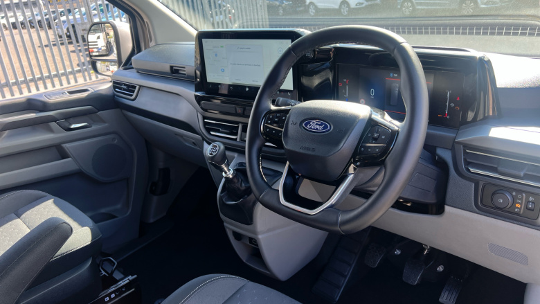 Ford Tourneo Custom 320 L2 Diesel Fwd 2.0 EcoBlue 136ps H1 Titanium 8 seater